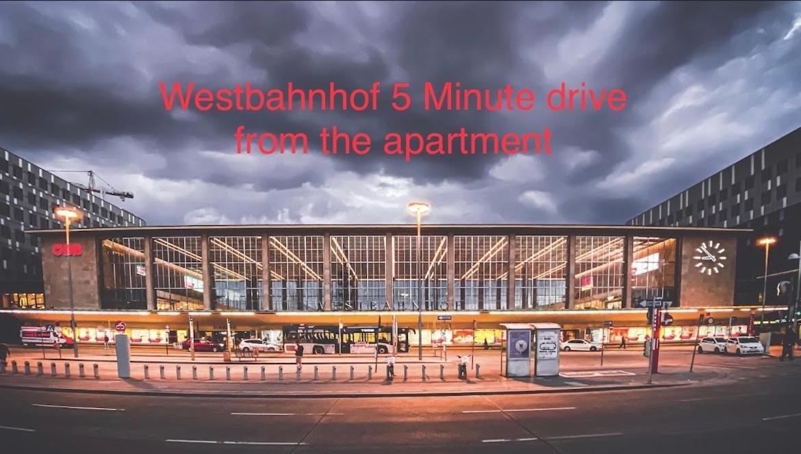 Moonlight Apartment With Porch Near Schoenbrunn And Westbahnhof فيينا المظهر الخارجي الصورة